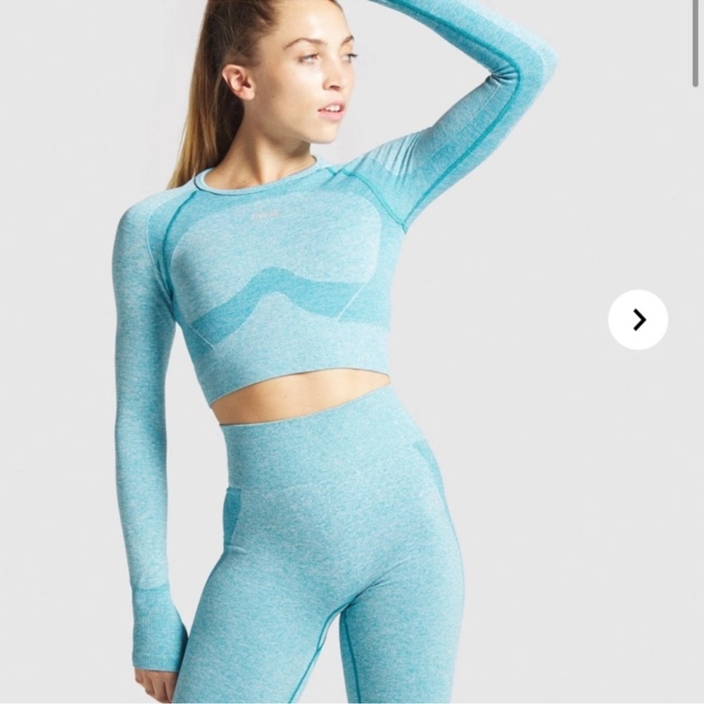 Gymshark Flex Sports Crop Top Long Sleeve W/ Thumb holes